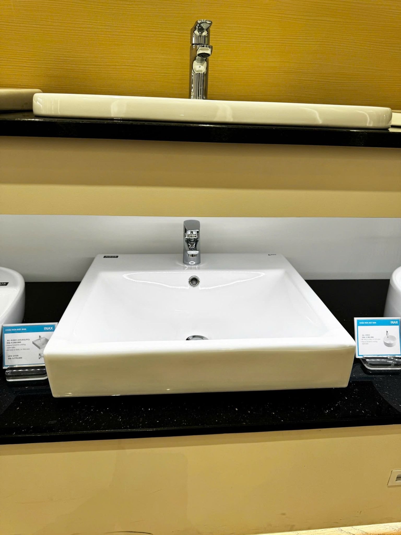 Chậu Rửa Lavabo Inax AL-536V (AL536V) Đặt Bàn AquaCeramic