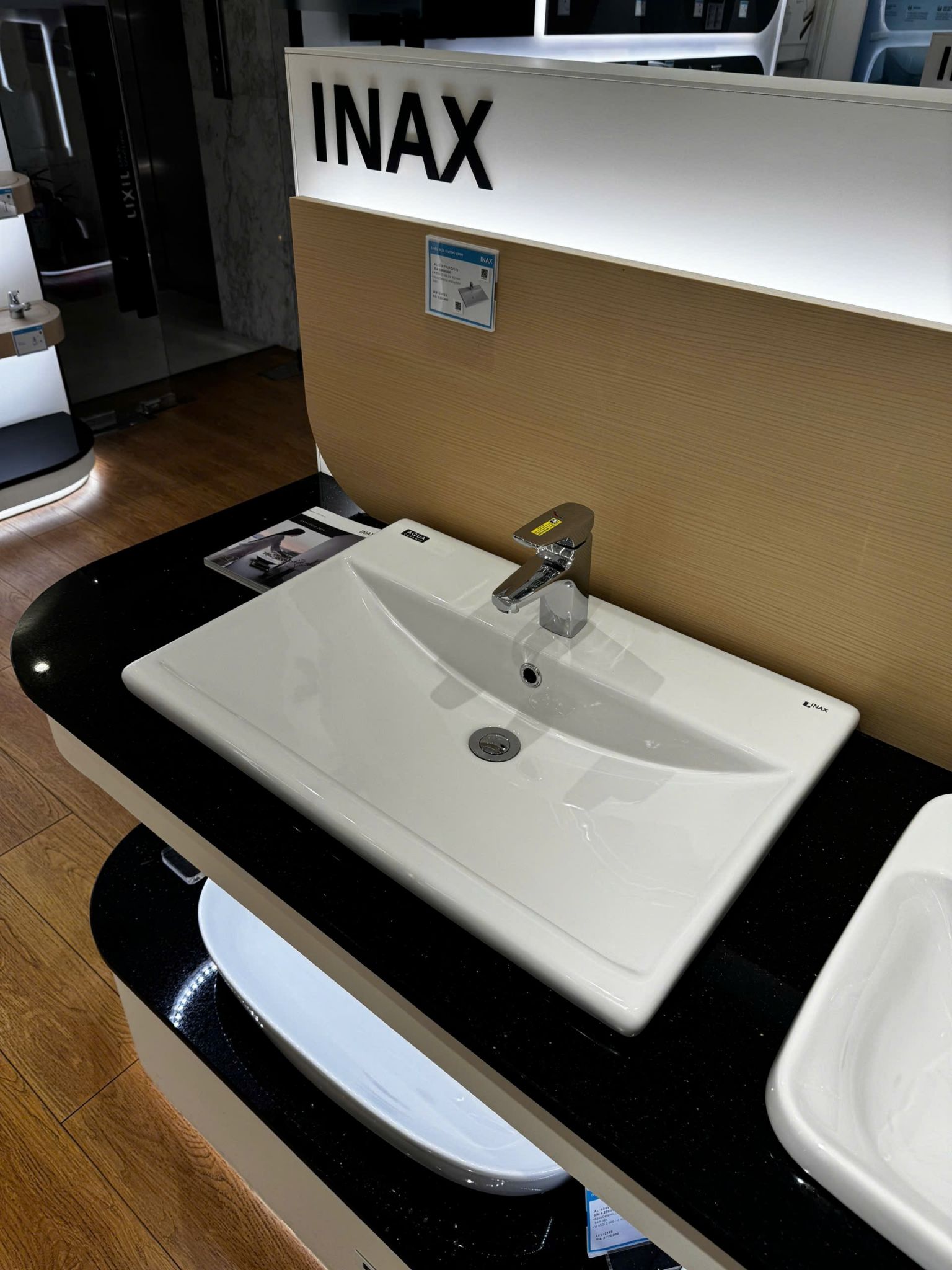 Chậu Rửa Lavabo Inax AL-2397V (AL2397V) Dương Vành AquaCeramic