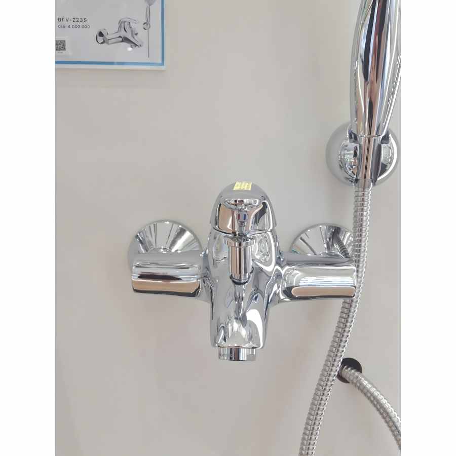 Vòi Sen Tắm Inax BFV-223S (BFV223S) Nóng Lạnh Tay Sen Massage