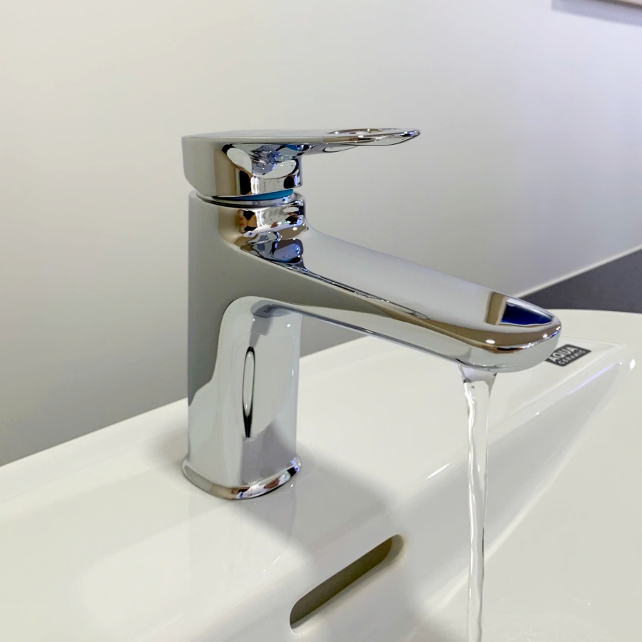 Vòi Lavabo Nóng Lạnh Inax LFV-652S Thân Thấp