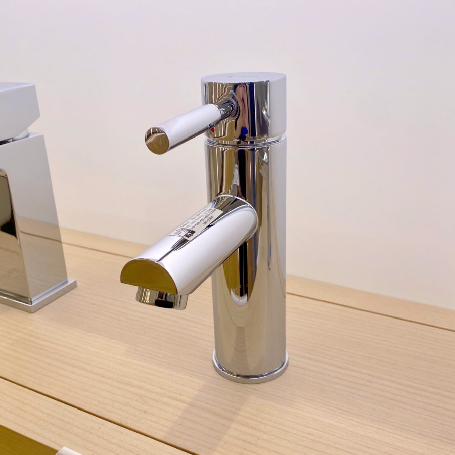 Vòi Lavabo Nóng Lạnh Inax LFV-8000S Thân Thấp