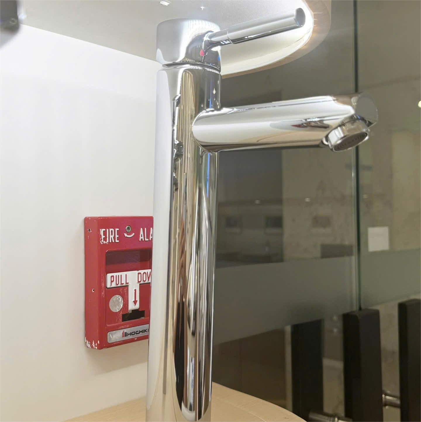 Vòi Lavabo Nóng Lạnh Inax LFV-8000SH2 Cao Cổ