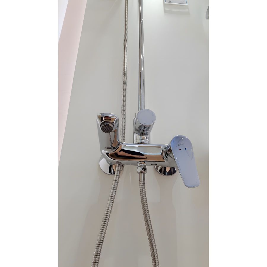 Vòi Sen Cây Inax BFV-515S Nóng Lạnh