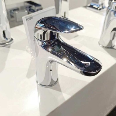 Vòi Lavabo TOTO TLS01301V Nóng Lạnh